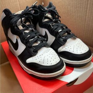 Nike Dunk High Panda Sneakers Women's Size 8 White/Black‎ DD1869 103